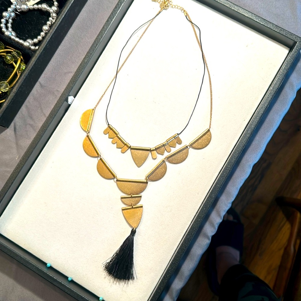 Gold metal 2strand necklace